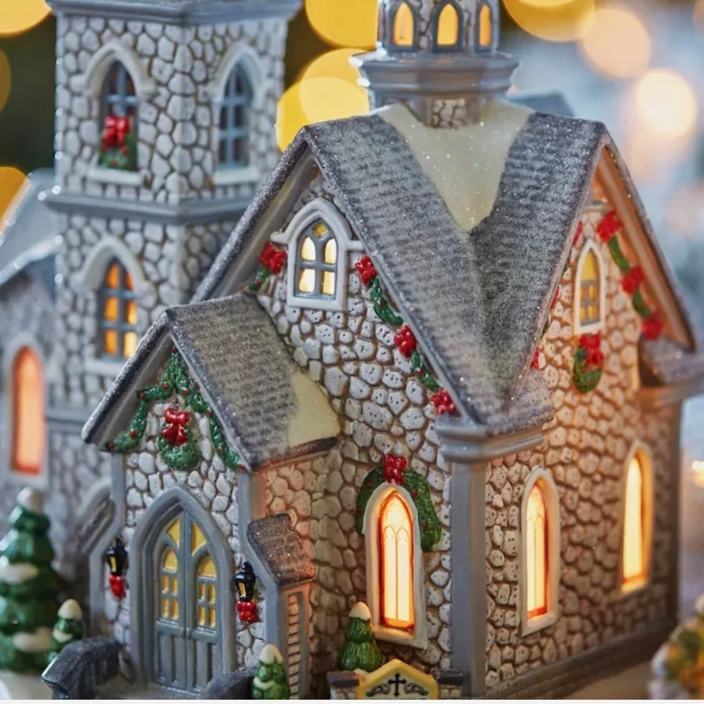 Carole Towne-Isabel’s Chapel Gray Charming Stone Holiday Light Up Church GUC